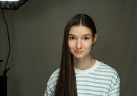 LKG-390, Elizabeth, 20, Rusya